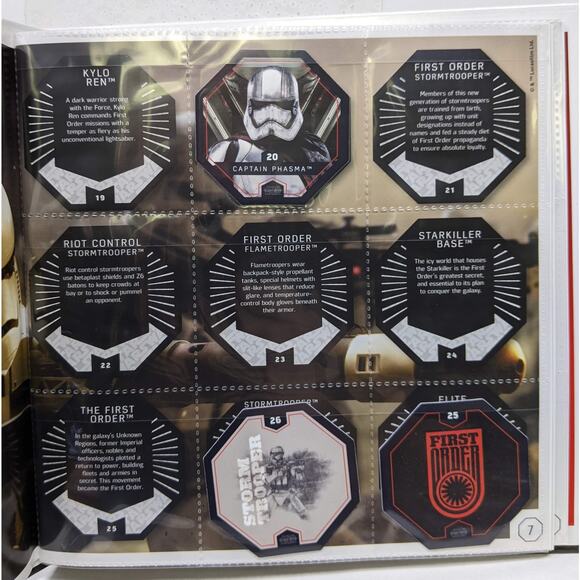 Winn Dixie Collector Star Wars Cosmic Shell Collector Album with 39 Shells Pogs - Picture 4 of 12